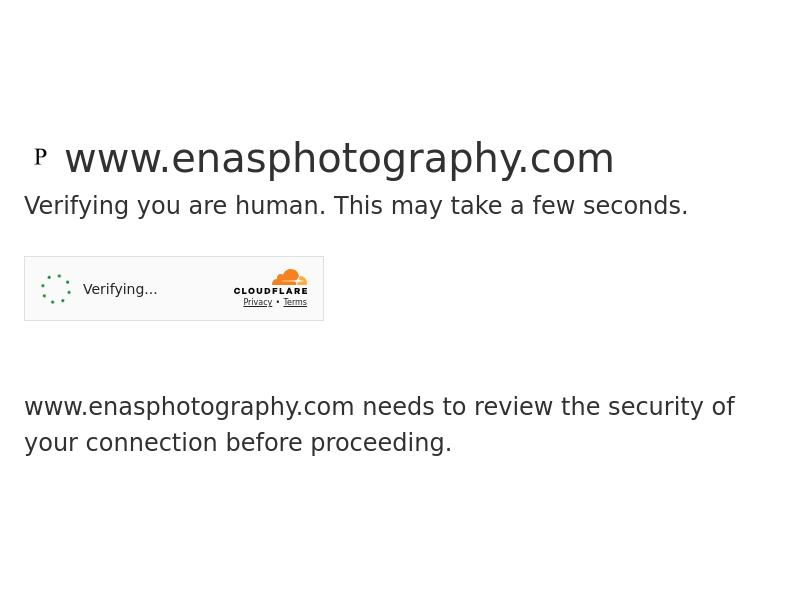 Enas Photography website screenshot